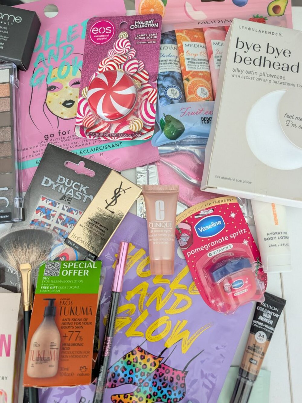 Mixed Beauty Skincare Cosmetics Hair Masks Nail Lot Samples Travel Size New - Picture 6 of 12